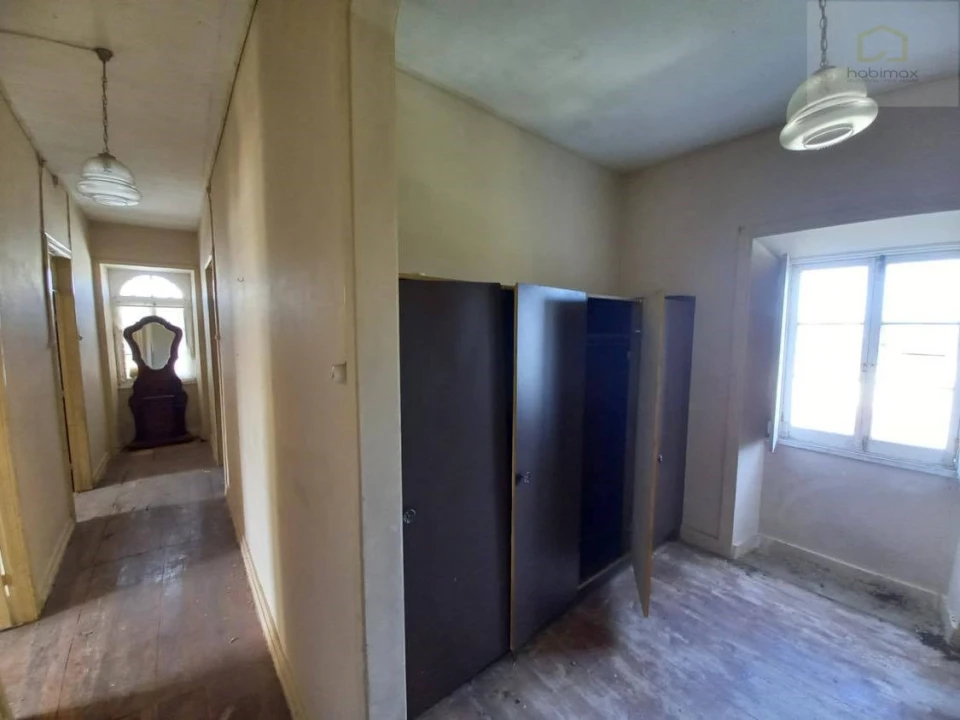 Moradia T6 para Venda em Pico da Pedra Foto 17