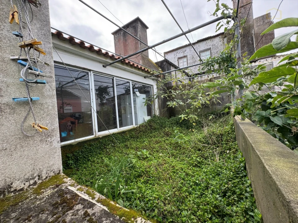 Moradia T6 para Venda em Pico da Pedra Foto 22