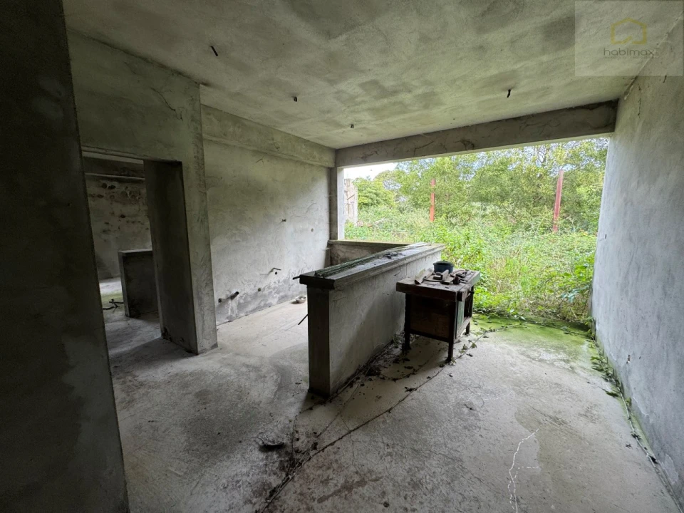 Moradia T6 para Venda em Pico da Pedra Foto 25