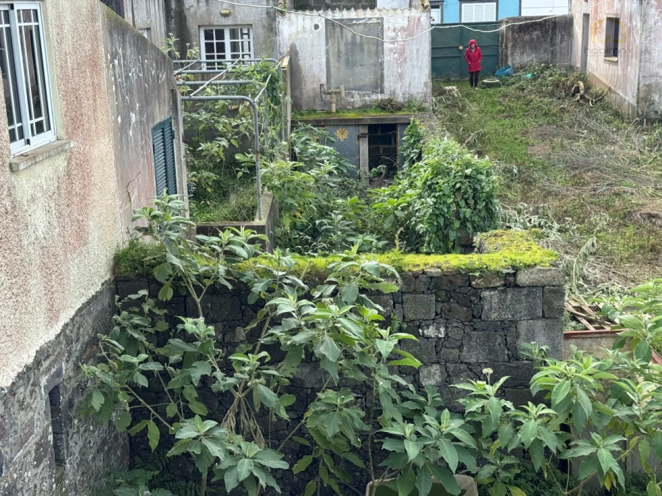 Moradia T6 para Venda em Pico da Pedra Foto 34