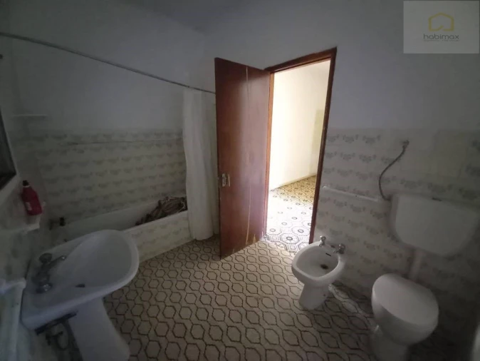 Moradia T6 para Venda em Pico da Pedra Foto 14