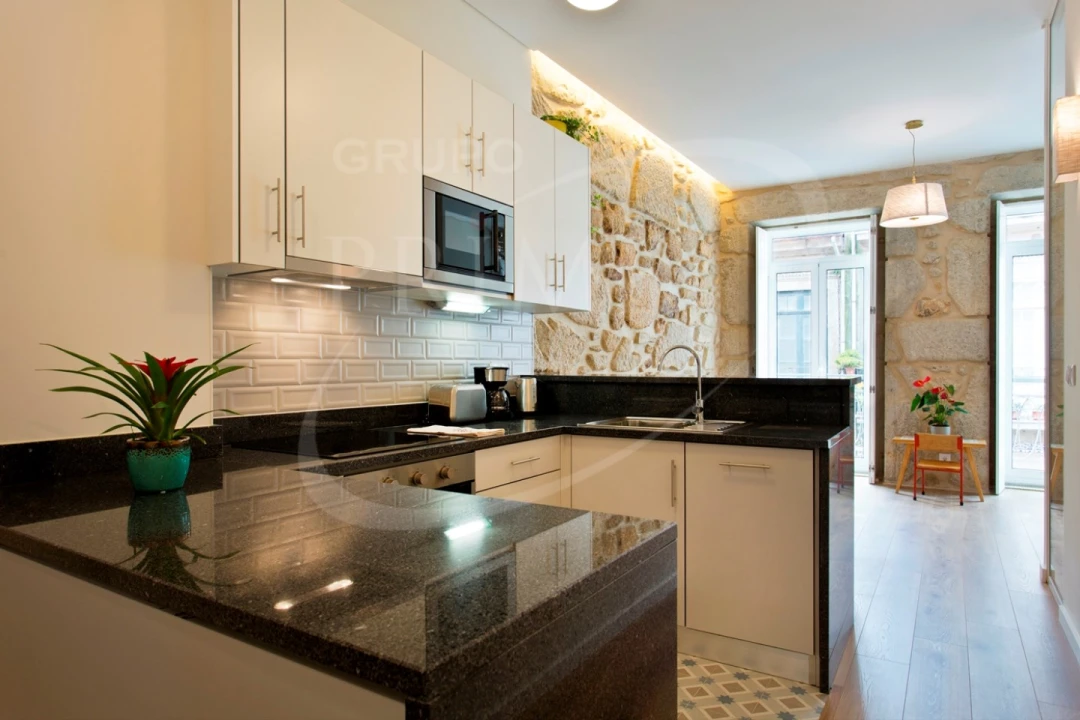 Prédio para Venda em Santa Marinha e São Pedro da Afurada Foto 10