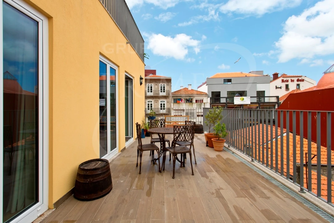 Prédio para Venda em Santa Marinha e São Pedro da Afurada Foto 35