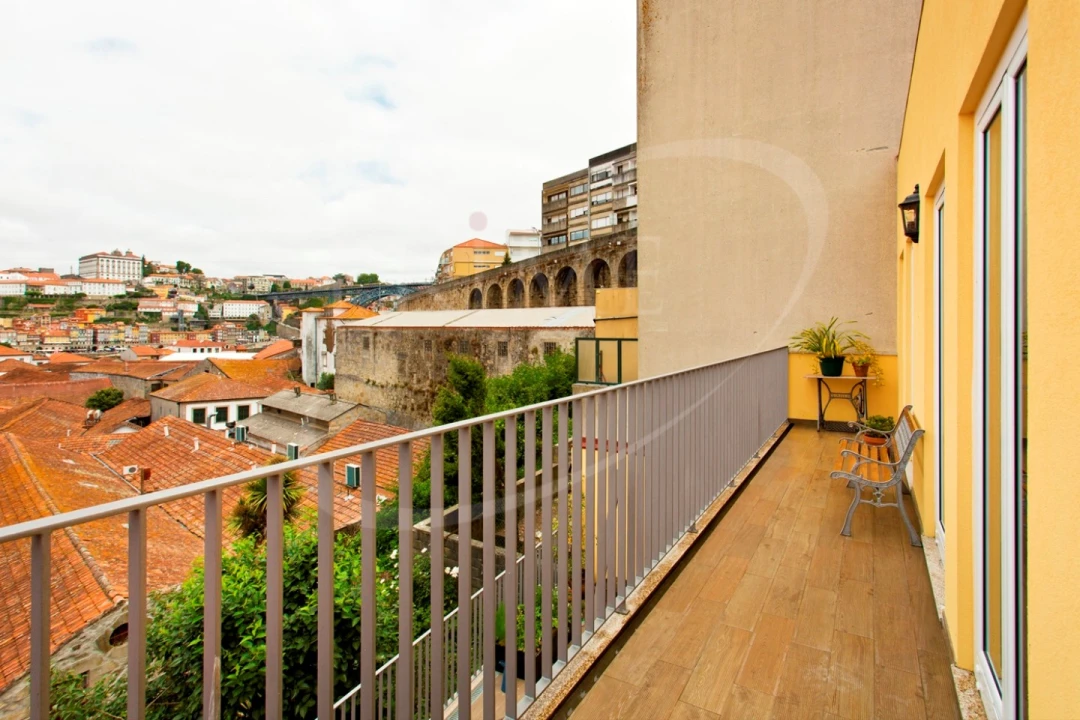 Prédio para Venda em Santa Marinha e São Pedro da Afurada Foto 47