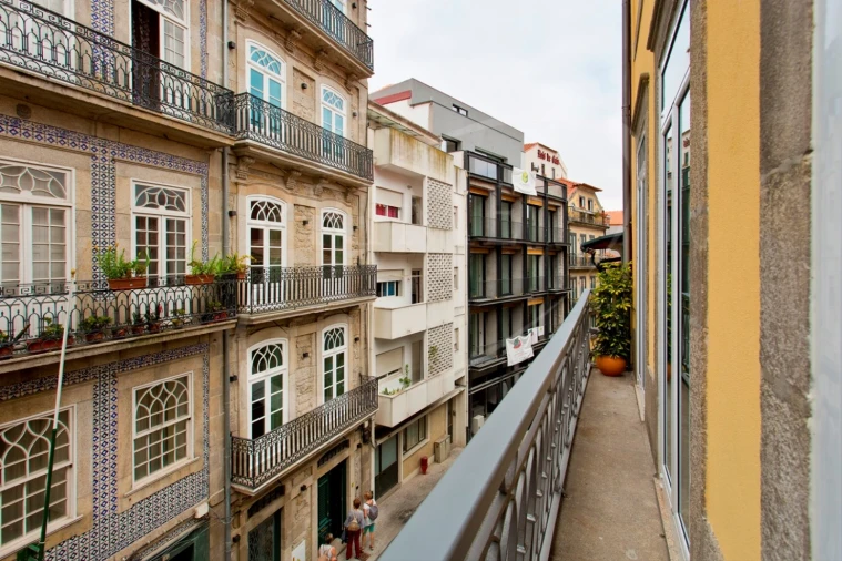 Prédio para Venda em Santa Marinha e São Pedro da Afurada Foto 2