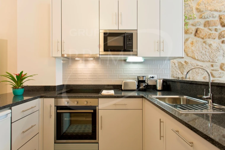 Prédio para Venda em Santa Marinha e São Pedro da Afurada Foto 11