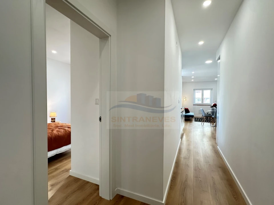 Apartamento T3 para Venda em Benfica Foto 3