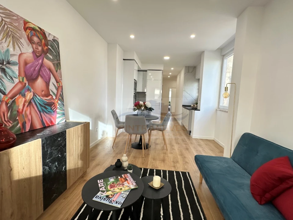 Apartamento T3 para Venda em Benfica Foto 12