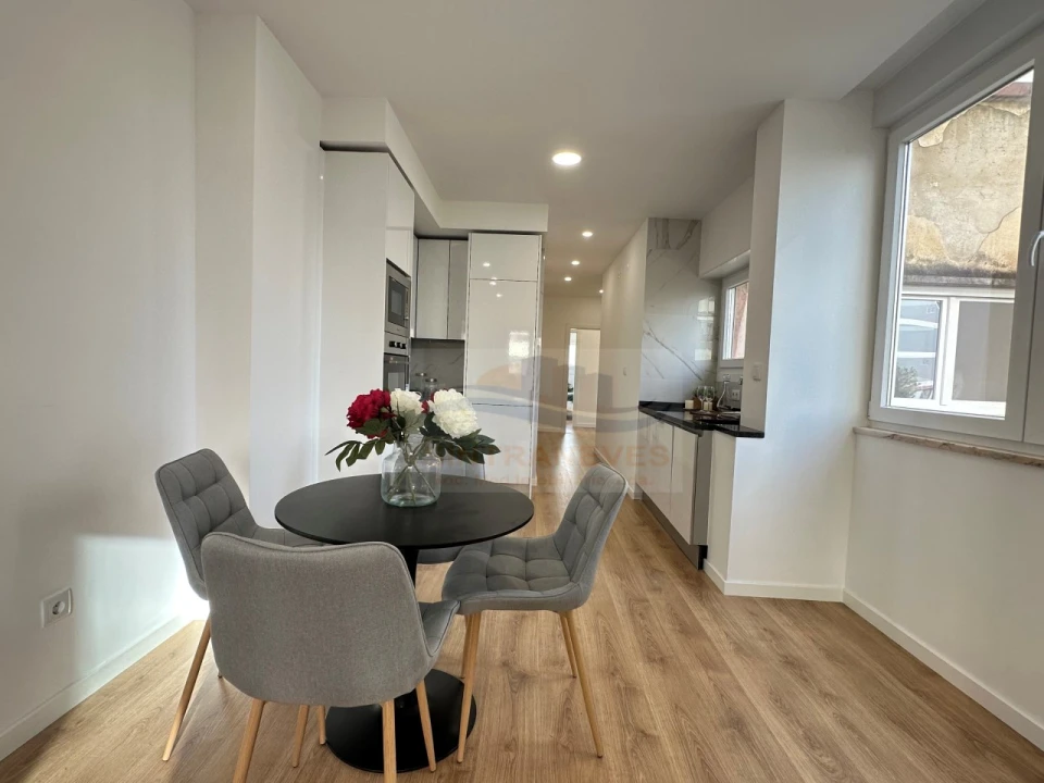 Apartamento T3 para Venda em Benfica Foto 14