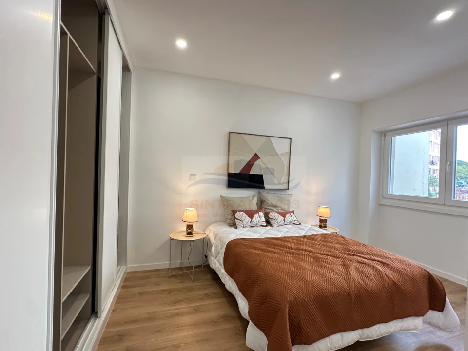 Apartamento T3 para Venda em Benfica Foto 17