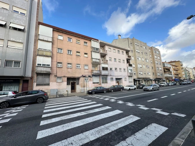 Apartamento T3 para Venda em Benfica Foto 45