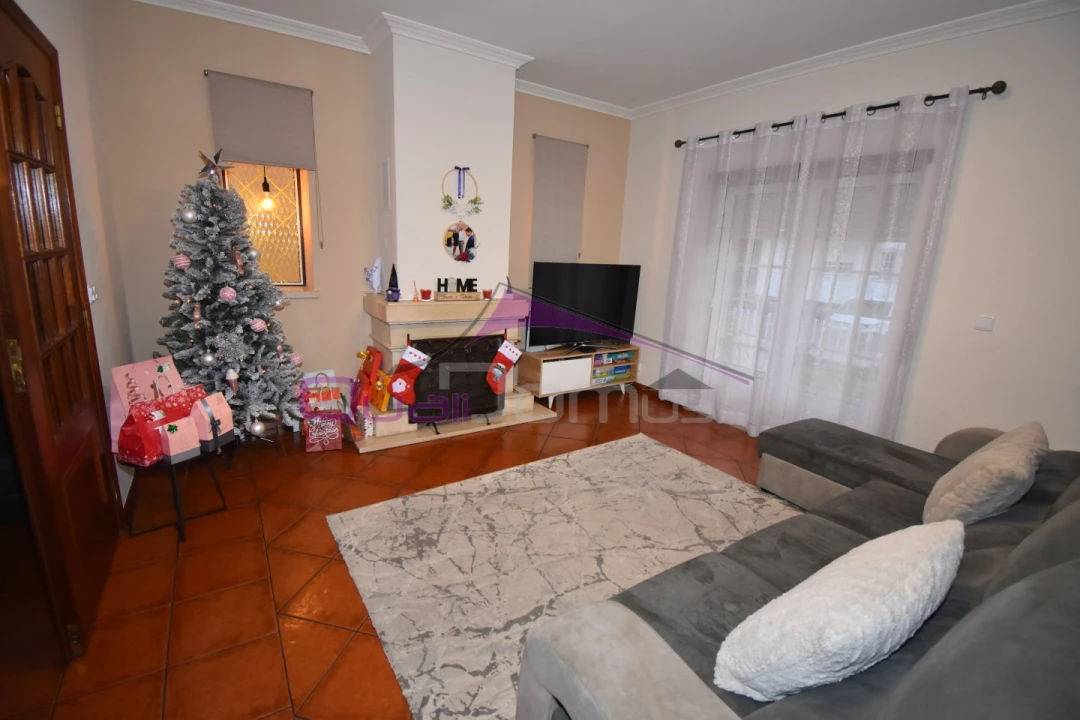 Moradia T4 para Venda em Nossa Sra de Fatima Foto 25