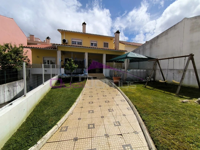 Moradia T4 para Venda em Nossa Sra de Fatima Foto 66