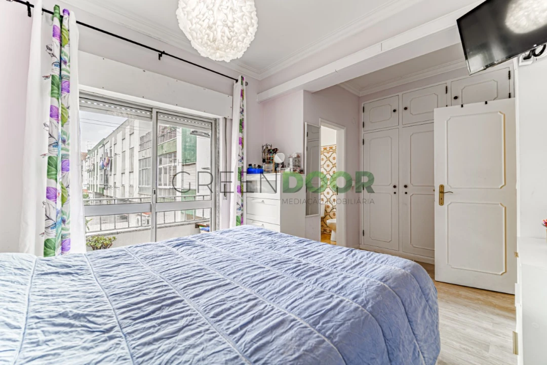 Apartamento T3 para Venda em Amora Foto 2