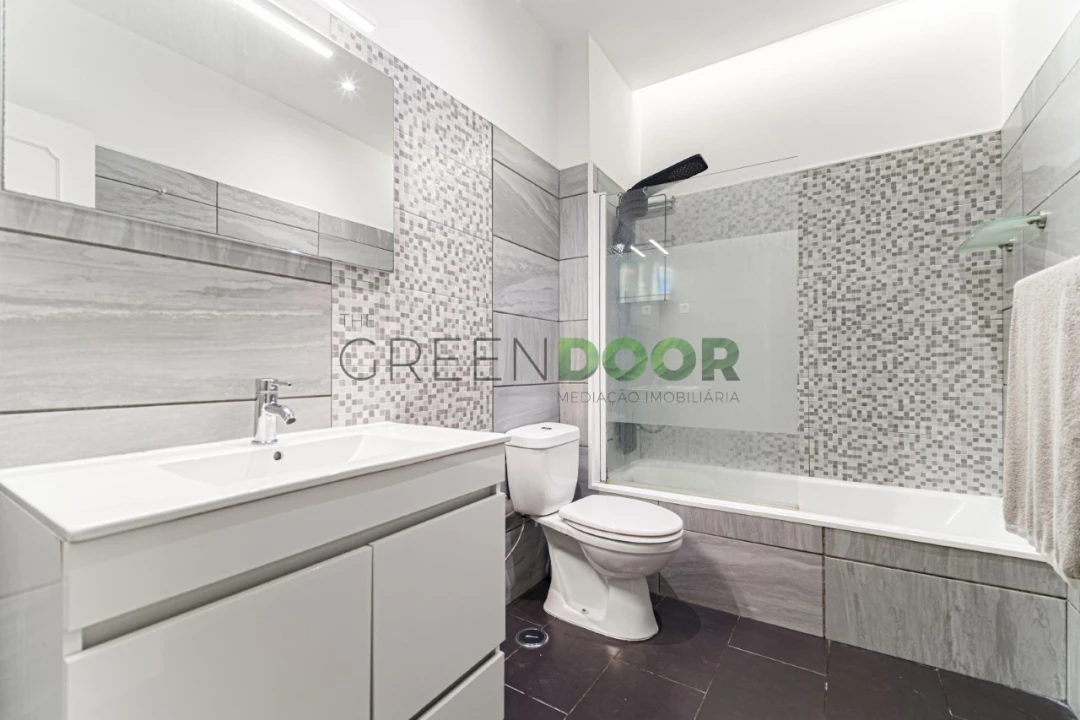 Apartamento T3 para Venda em Amora Foto 5