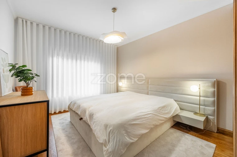 Apartamento T2 para Venda em Madalena Foto 3