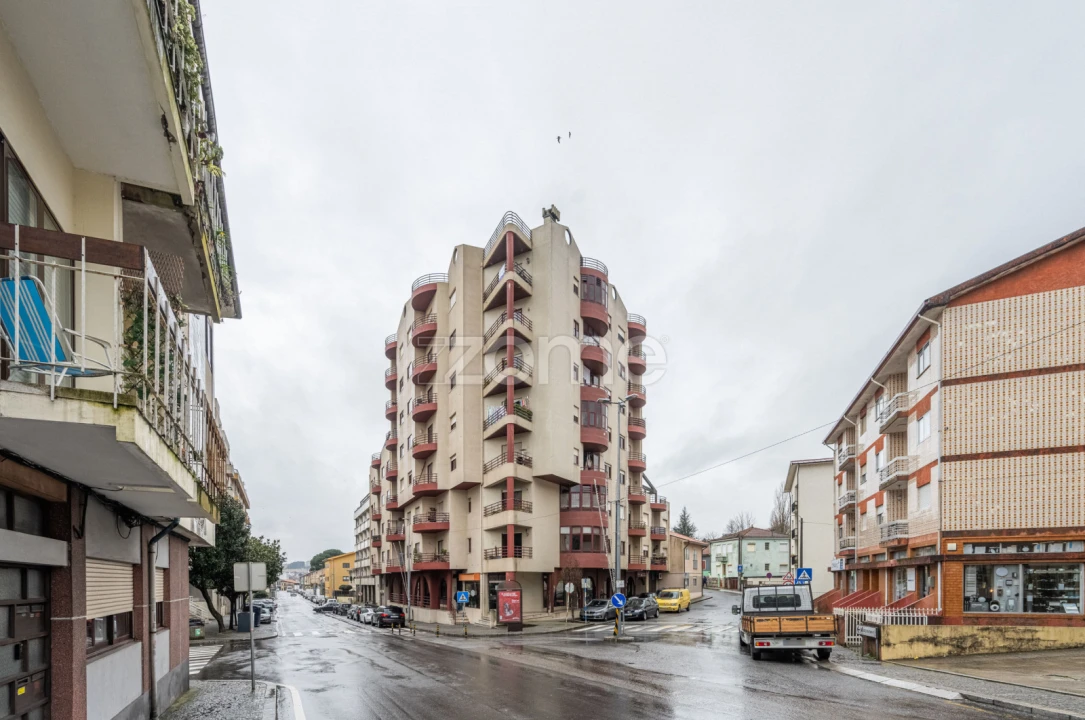 Apartamento T3 para Venda em Rio Tinto Foto 23