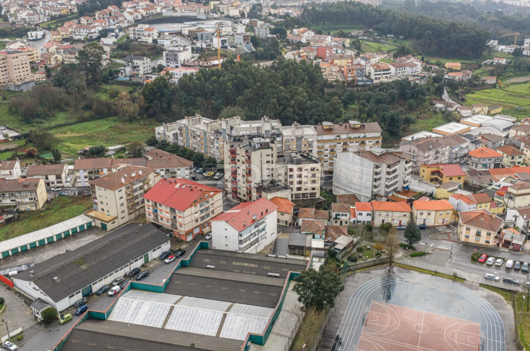 Apartamento T3 para Venda em Rio Tinto Foto 28