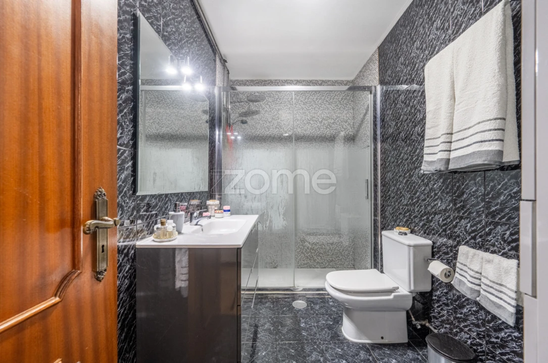 Apartamento T3 para Venda em Rio Tinto Foto 10