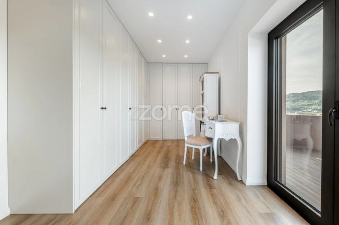 Moradia T3 para Venda em Ribeira do Neiva Foto 12