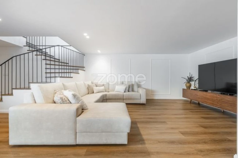 Moradia T3 para Venda em Ribeira do Neiva Foto 17