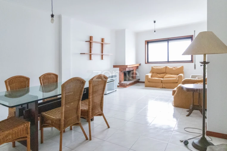 Apartamento T3 para Venda em São Mamede de Infesta e Senhora da Hora Foto 2