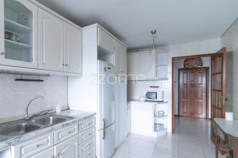 Apartamento T3 para Venda em São Mamede de Infesta e Senhora da Hora Foto 17