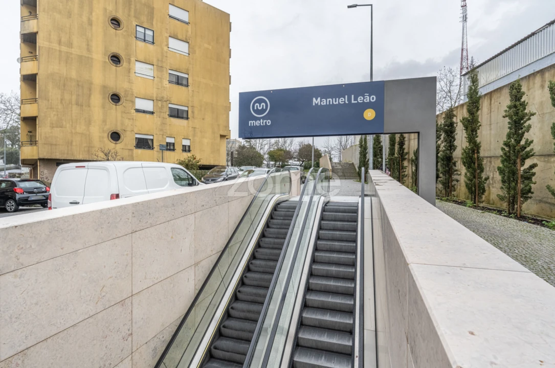 Apartamento T3 para Venda em Mafamude e Vilar do Paraíso Foto 26