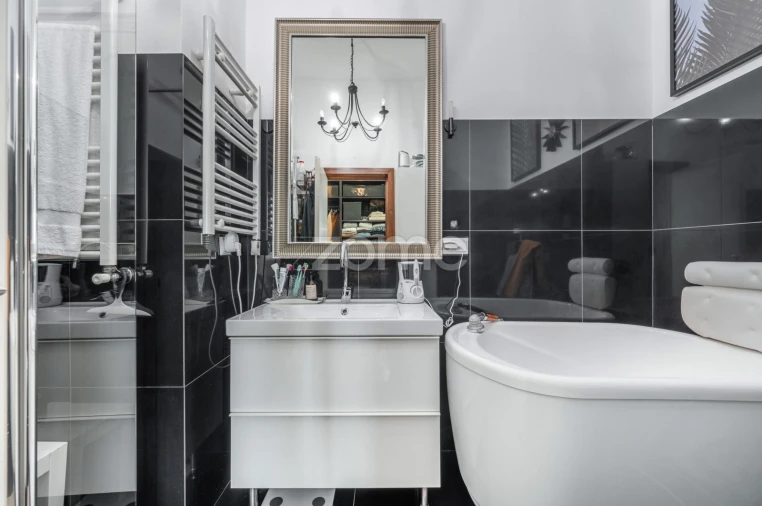 Apartamento T4 para Venda em Lordelo do Ouro e Massarelos Foto 9