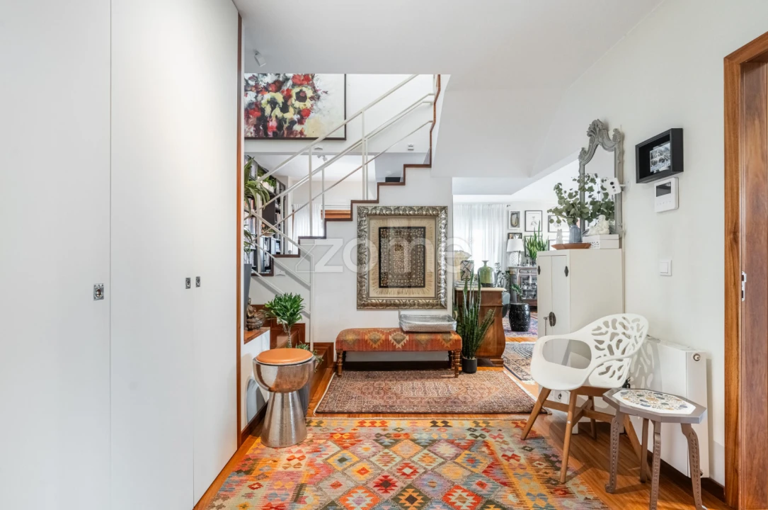 Apartamento T4 para Venda em Lordelo do Ouro e Massarelos Foto 16