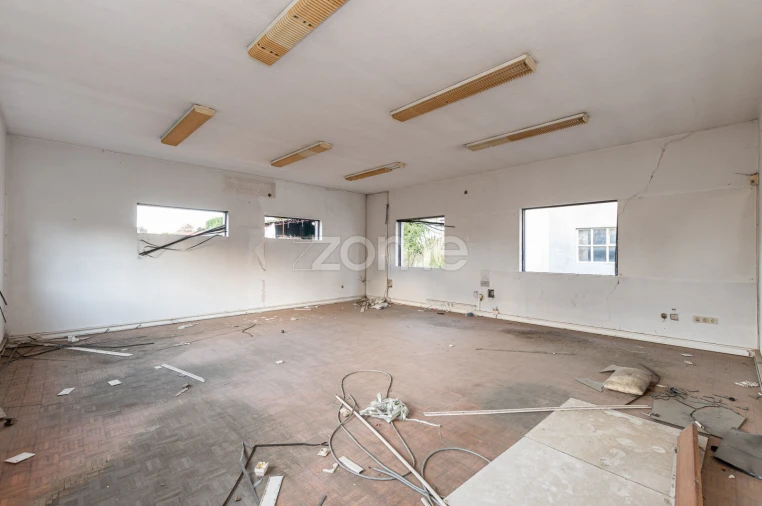 Terreno Comércio / Armazém para Venda em Avintes Foto 33