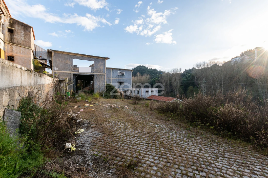 Terreno Comércio / Armazém para Venda em Avintes Foto 17