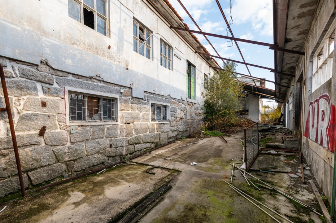 Terreno Comércio / Armazém para Venda em Avintes Foto 19