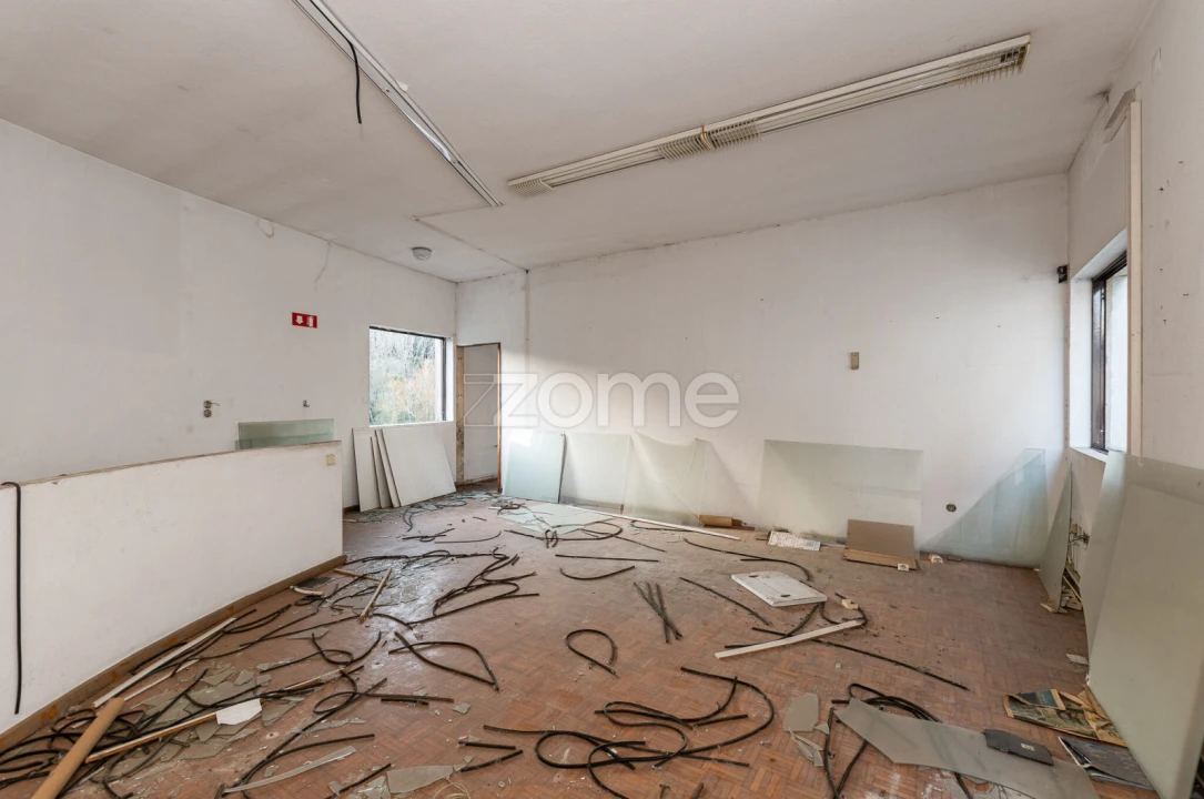 Terreno Comércio / Armazém para Venda em Avintes Foto 32