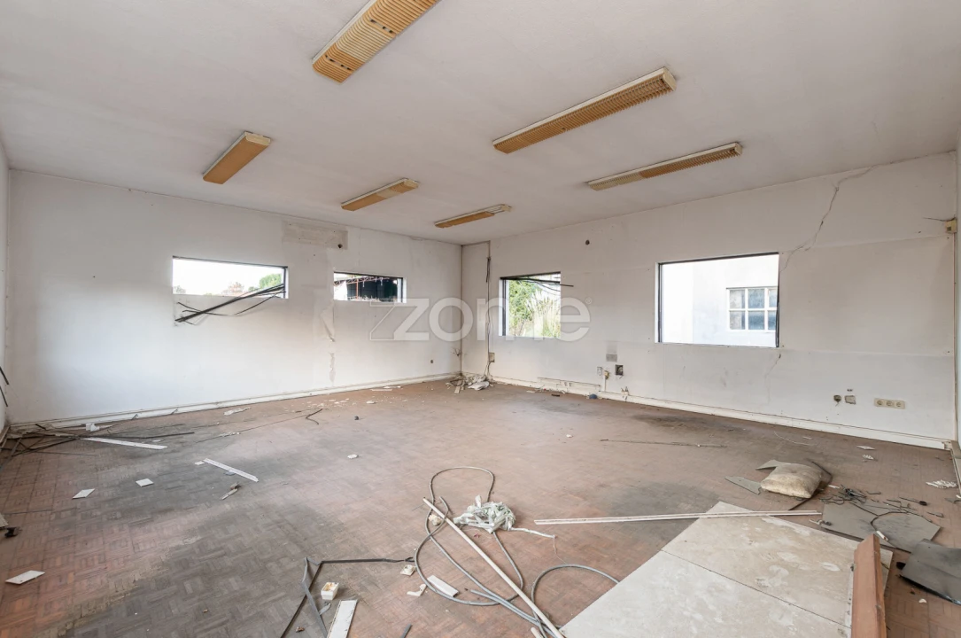 Terreno Comércio / Armazém para Venda em Avintes Foto 33