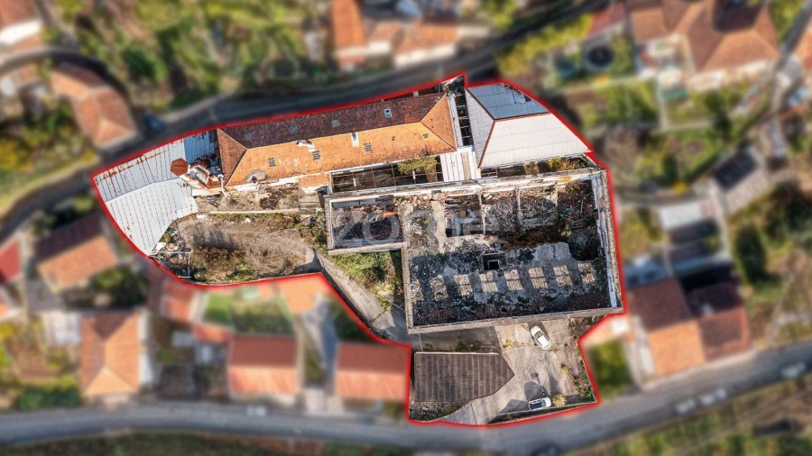 Terreno Comércio / Armazém para Venda em Avintes