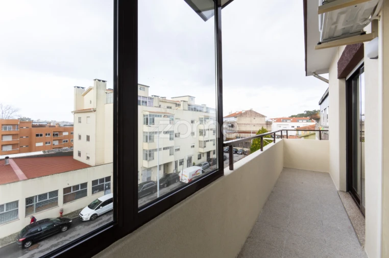 Apartamento T3 para Venda em Oliveira do Douro Foto 32