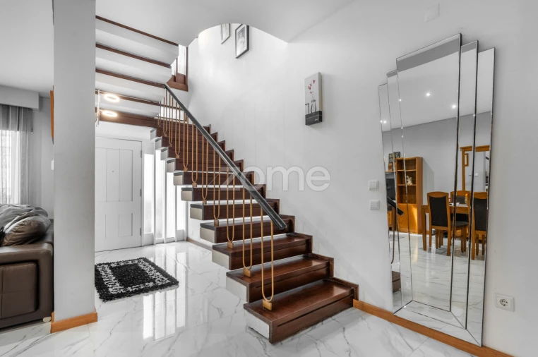 Moradia T4 para Venda em São Mamede de Infesta e Senhora da Hora Foto 13