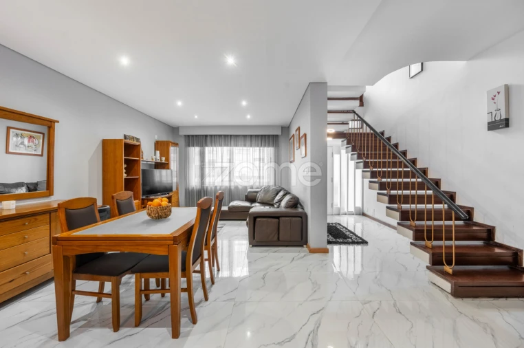 Moradia T4 para Venda em São Mamede de Infesta e Senhora da Hora Foto 8