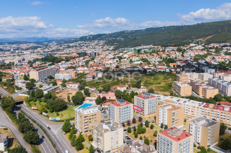 Apartamento T3 para Venda em Nogueira, Fraião e Lamaçães Foto 43