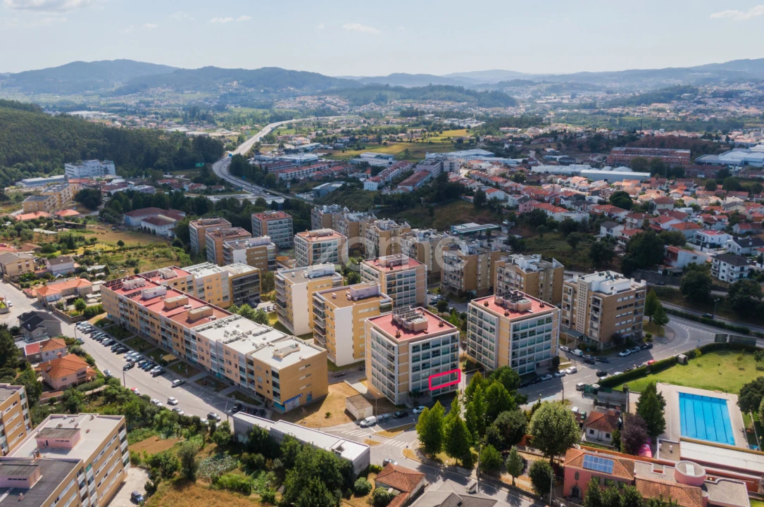 Apartamento T3 para Venda em Nogueira, Fraião e Lamaçães Foto 42