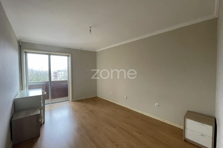 Apartamento T2 para Arrendamento em São Mamede de Infesta e Senhora da Hora Foto 11