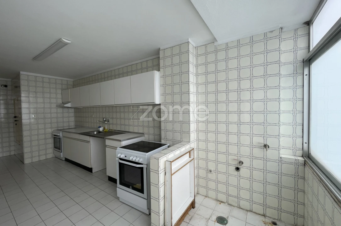 Apartamento T2 para Arrendamento em São Mamede de Infesta e Senhora da Hora Foto 8