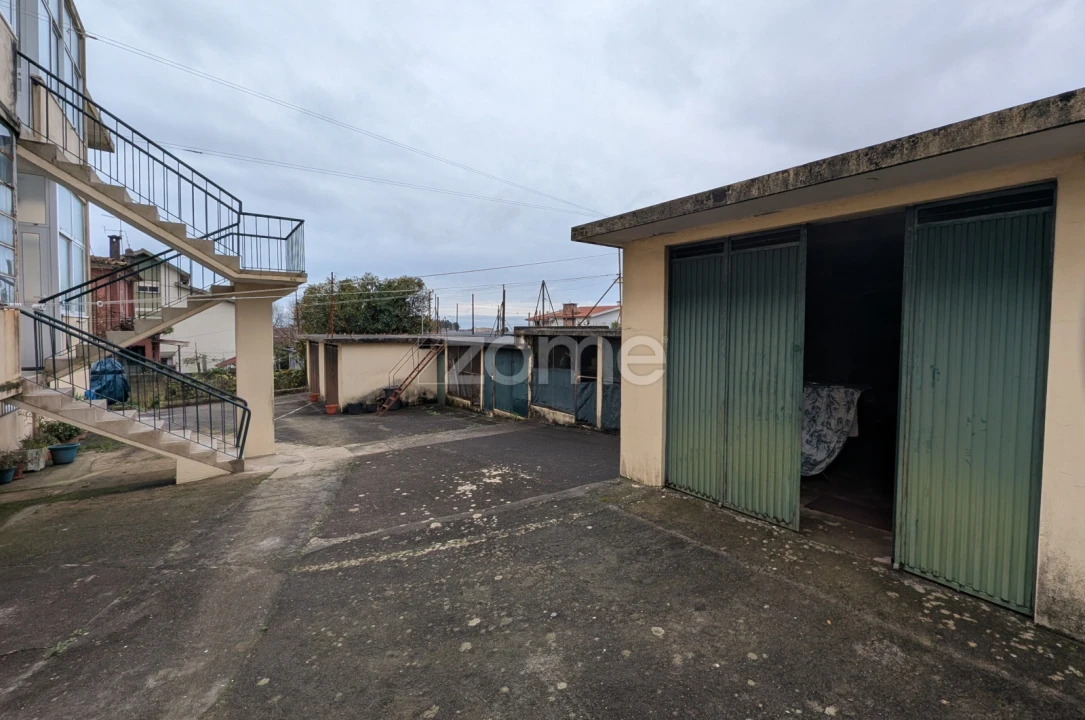 Apartamento T3 para Venda em São João da Madeira Foto 24