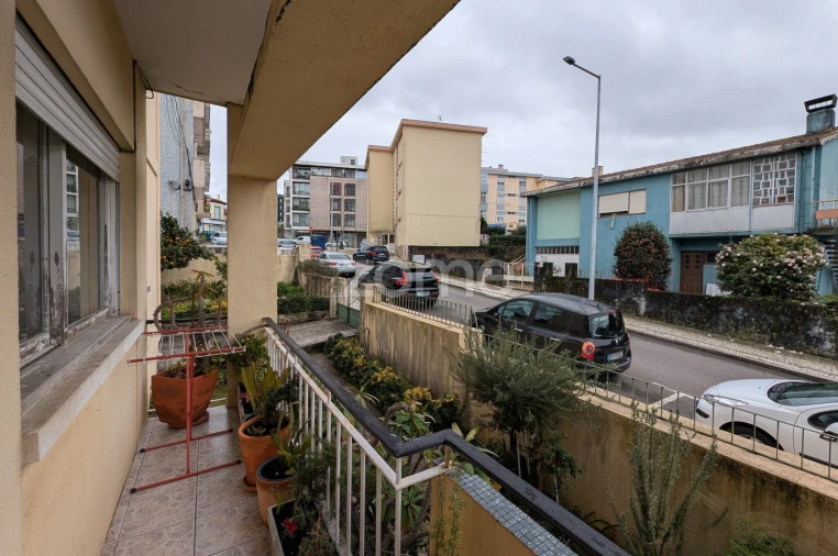Apartamento T3 para Venda em São João da Madeira Foto 3