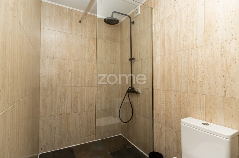 Apartamento T1 para Venda em Santa Marinha e São Pedro da Afurada Foto 13