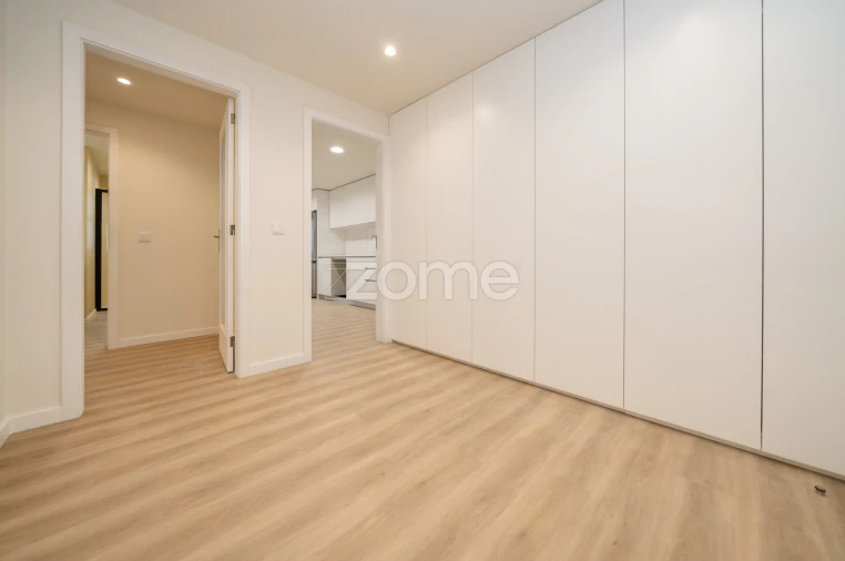 Apartamento T2 para Venda em Real, Dume e Semelhe Foto 5