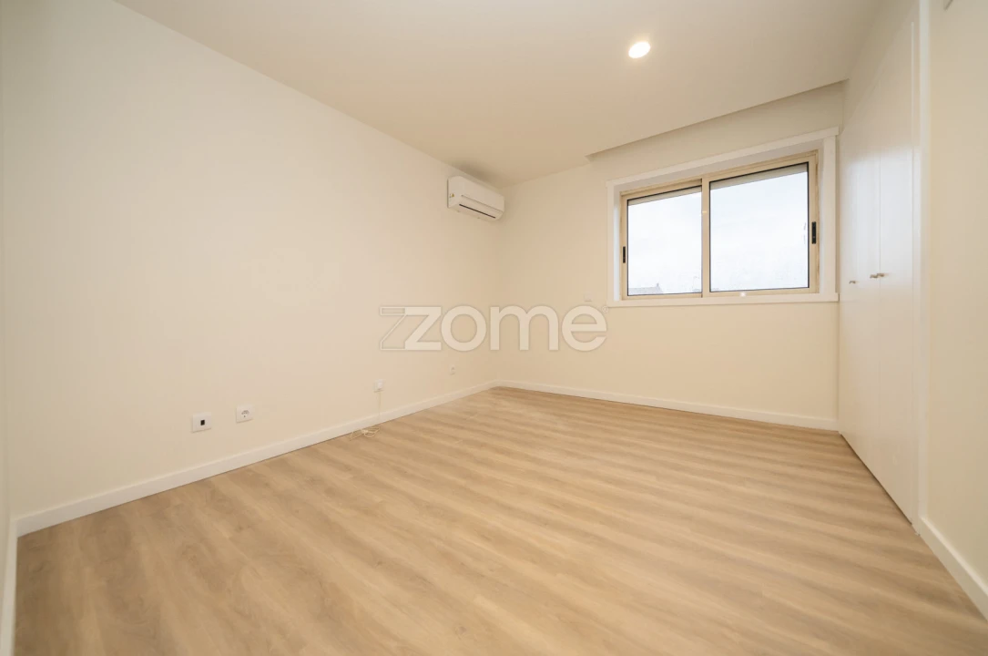 Apartamento T2 para Venda em Real, Dume e Semelhe Foto 13