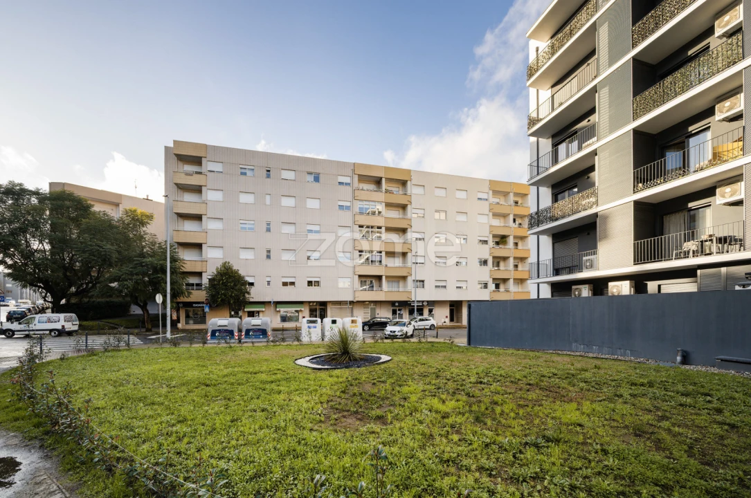 Apartamento T2 para Venda em Real, Dume e Semelhe Foto 1
