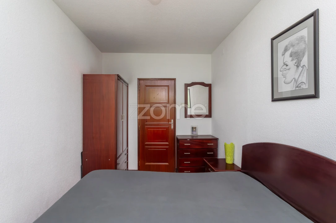 Apartamento T3 para Venda em Santo António dos Cavaleiros e Frielas Foto 7